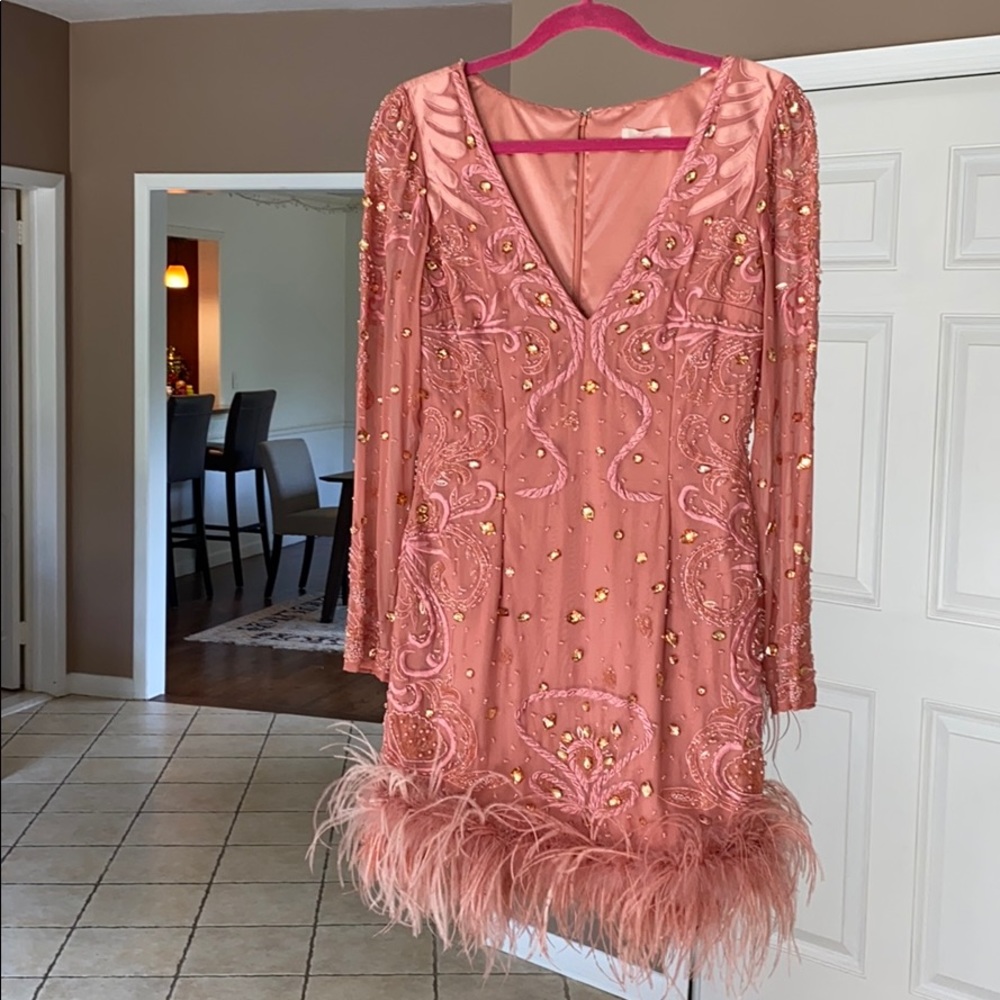 Quite a fabulous dress🤩